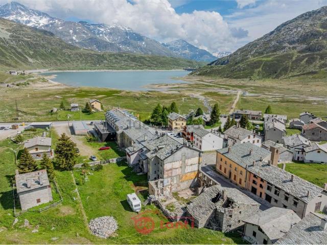 Appartamento in vendita a Montespluga, Madesimo