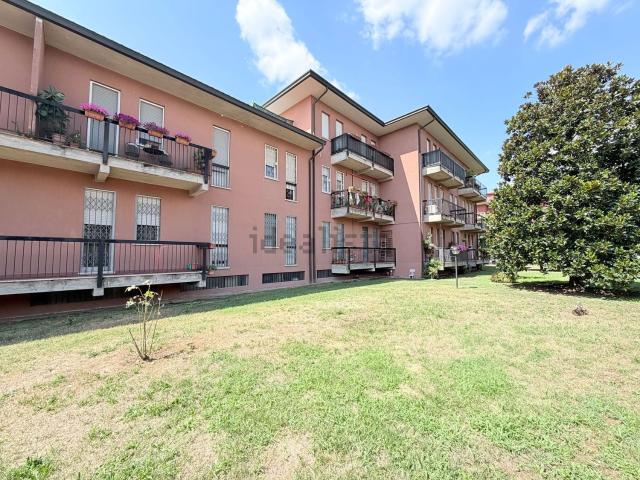 Appartamento in vendita a Cassano D'adda, Lombardia