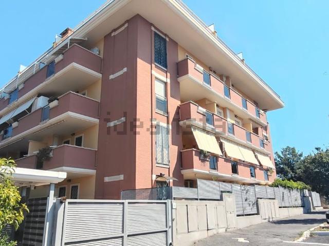 Appartamento in vendita a Municipio Roma VI, Roma Capitale