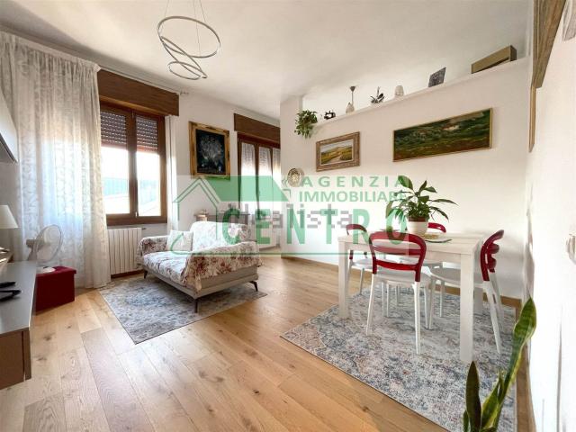 Appartamento in vendita a Centro, Poggibonsi