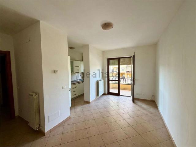 Appartamento in vendita a Infrangibile, Piacenza