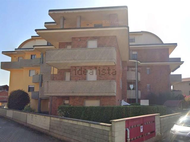 Appartamento in vendita a Galliate, Novara