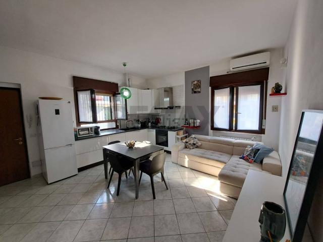 Appartamento in vendita a Paullo, Lombardia