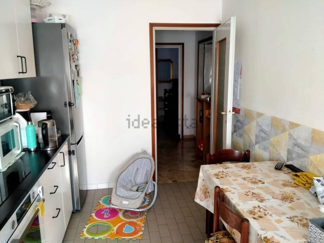 Appartamento in vendita a Albizzate, Lombardia