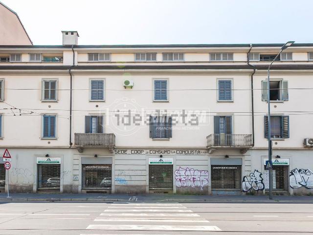 Appartamento in vendita a Municipio 8 di Milano, Milano