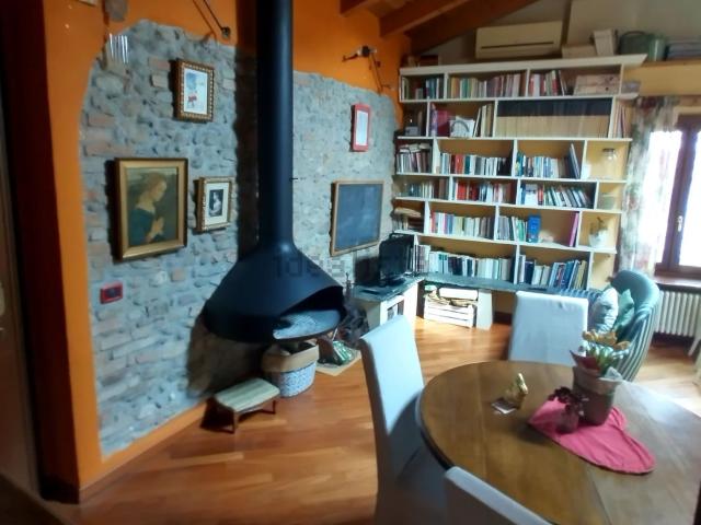 Appartamento in vendita a Lallio, Lombardia