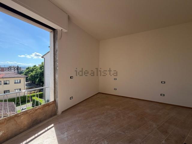 Appartamento in vendita a Quartiere 4, Firenze