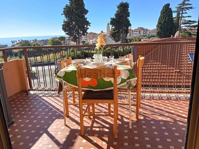 Appartamento in vendita a Riva Ligure, Provincia di Imperia