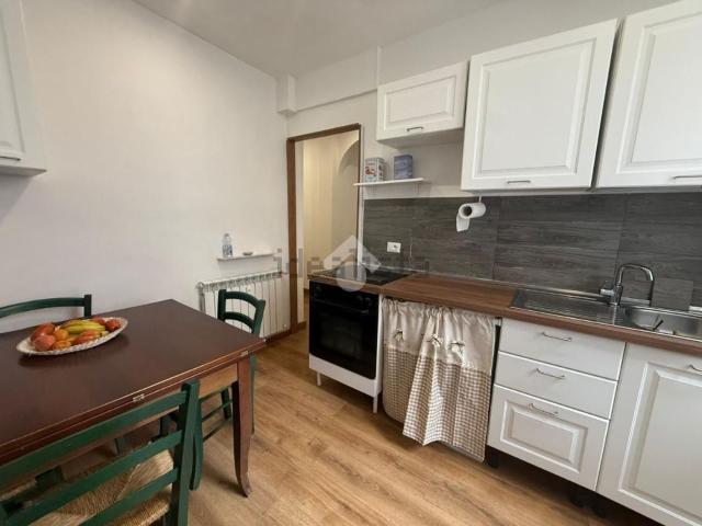 Appartamento in vendita a Centro Est, Serra Riccò