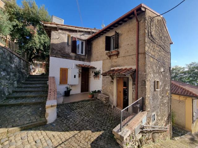 Appartamento in vendita a Scacciati, Roma Capitale
