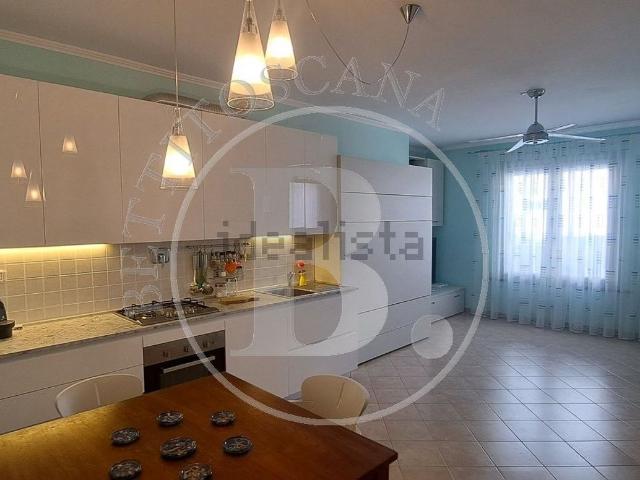 Appartamento in vendita a Follonica, Toscana