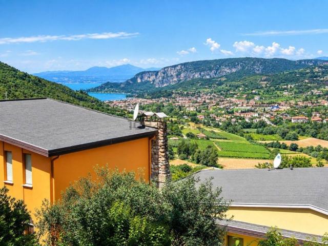 Appartamento in vendita a Costermano, Veneto