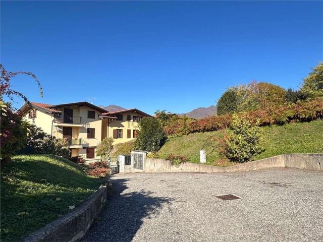 Appartamento in vendita a Gemonio, Varese