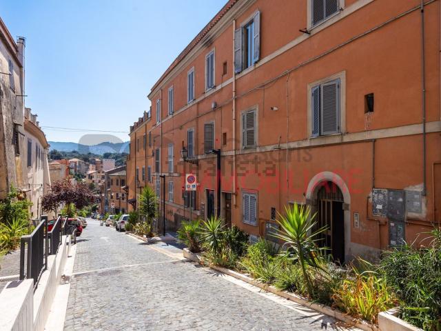 Appartamento in vendita a Costa Caselle, Roma Capitale