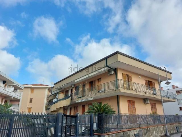 Appartamento in vendita a Acireale, Catania