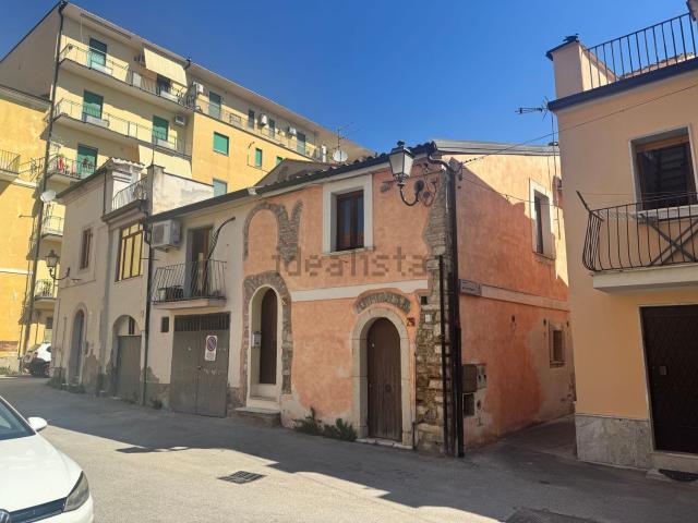 Appartamento in vendita a Benevento, Campania