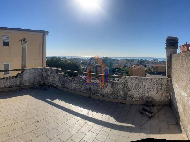 Appartamento in vendita a Catanzaro Lido, Catanzaro