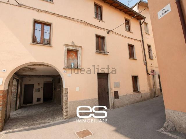 Appartamento in vendita a Cremella, Lecco
