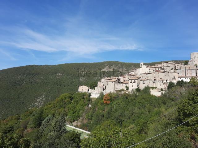 Appartamento in vendita a Polino, Umbria
