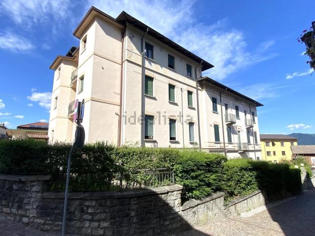 Appartamento in vendita a Lanzo d'Intelvi, Como