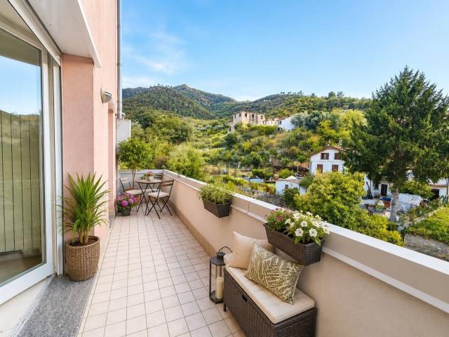 Appartamento in vendita a Bastia, Albenga
