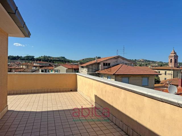 Attico in vendita a Marche, Ascoli Piceno