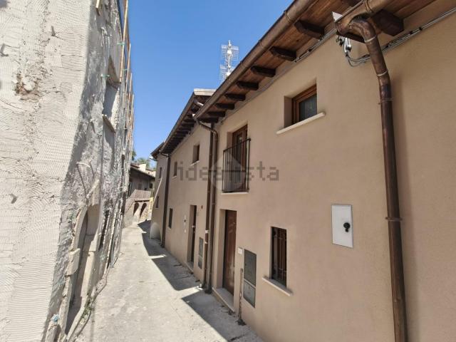 Appartamento in vendita a Tornimparte, Abruzzo