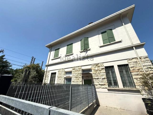 Appartamento in vendita a Zona Est, Brescia