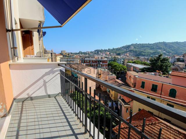 Appartamento in vendita a Rapallo, Liguria