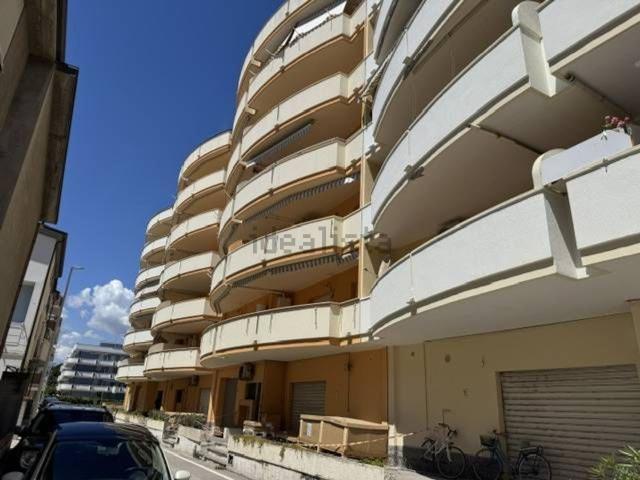 Appartamento in vendita a Villa Fiore, Alba Adriatica