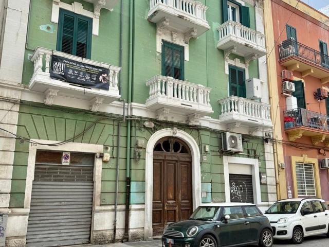 Appartamento in vendita a Madonnella, Bari