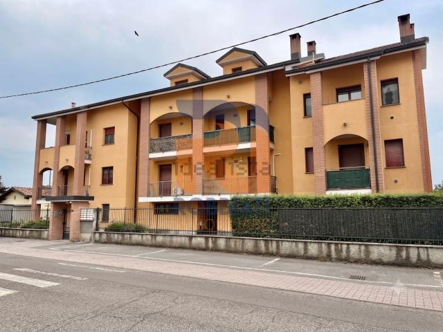 Appartamento in vendita a Bressana Bottarone, Lombardia