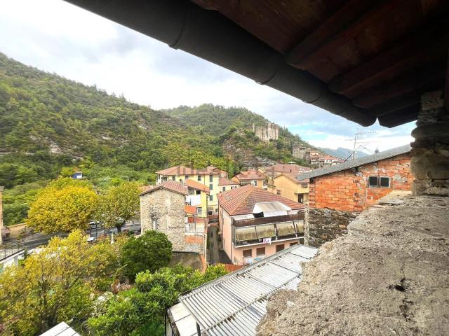 Appartamento in vendita a Dolceacqua, Liguria
