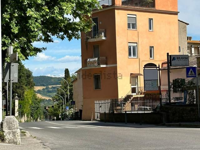 Appartamento in vendita a Petignano, Orte