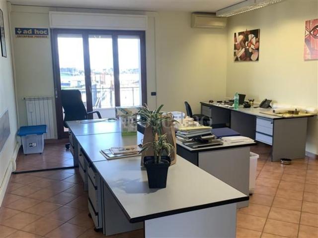 Appartamento in vendita a Area Produttiva, Roma Capitale