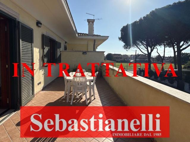 Appartamento in vendita a Piscinari, Roma Capitale
