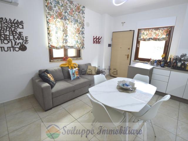 Appartamento in vendita a Sentina, Marche