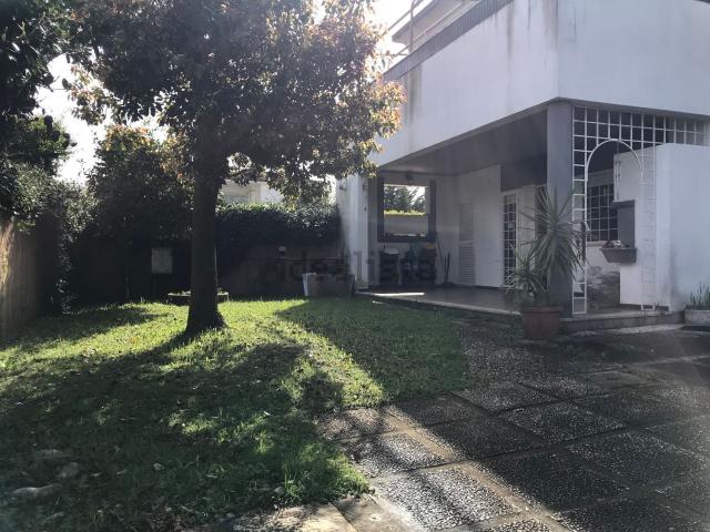 Appartamento in vendita a Piscinari, Roma Capitale