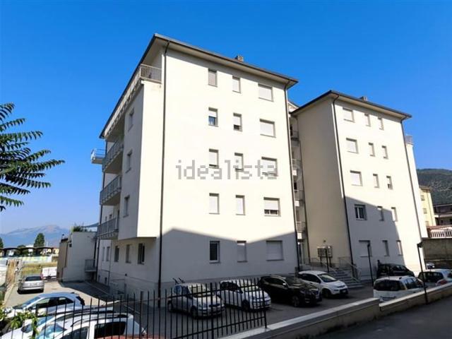 Appartamento in vendita a Piazza d'Armi, Tornimparte