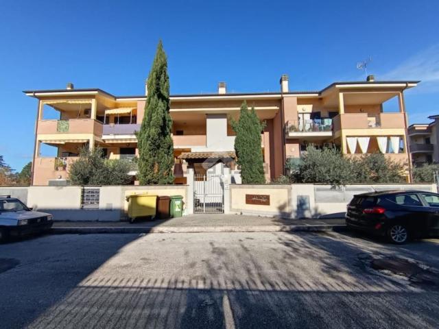 Appartamento in vendita a Borgo S.Antonio, Poggio Mirteto