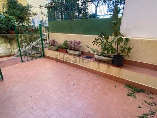 Appartamento in vendita a Corricella, Procida