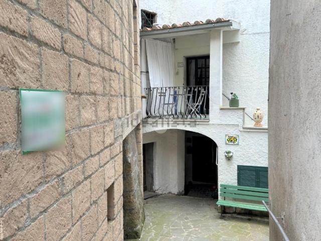 Appartamento in vendita a Ischia Di Castro, Lazio
