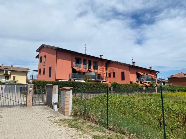 Appartamento in vendita a Albuzzano, Lombardia