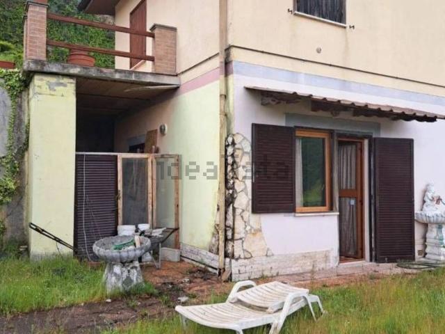 Appartamento in vendita a Posticciola, Rocca Sinibalda