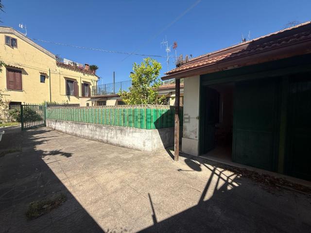 Appartamento in vendita a Salerno, Campania