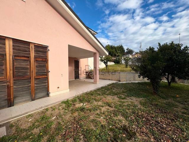 Appartamento in vendita a Boissano, Liguria