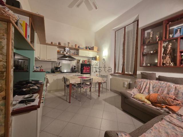 Appartamento in vendita a Prato, Toscana
