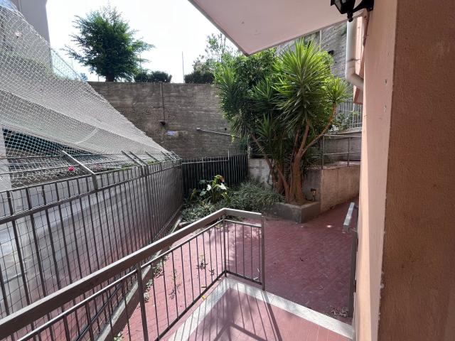 Appartamento in vendita a Centro Est, Serra Riccò