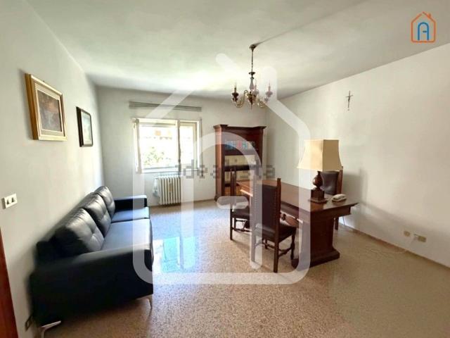 Appartamento in vendita a Puglia, Bari