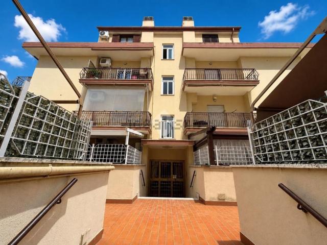 Appartamento in vendita a Montecagnoletto, Roma Capitale
